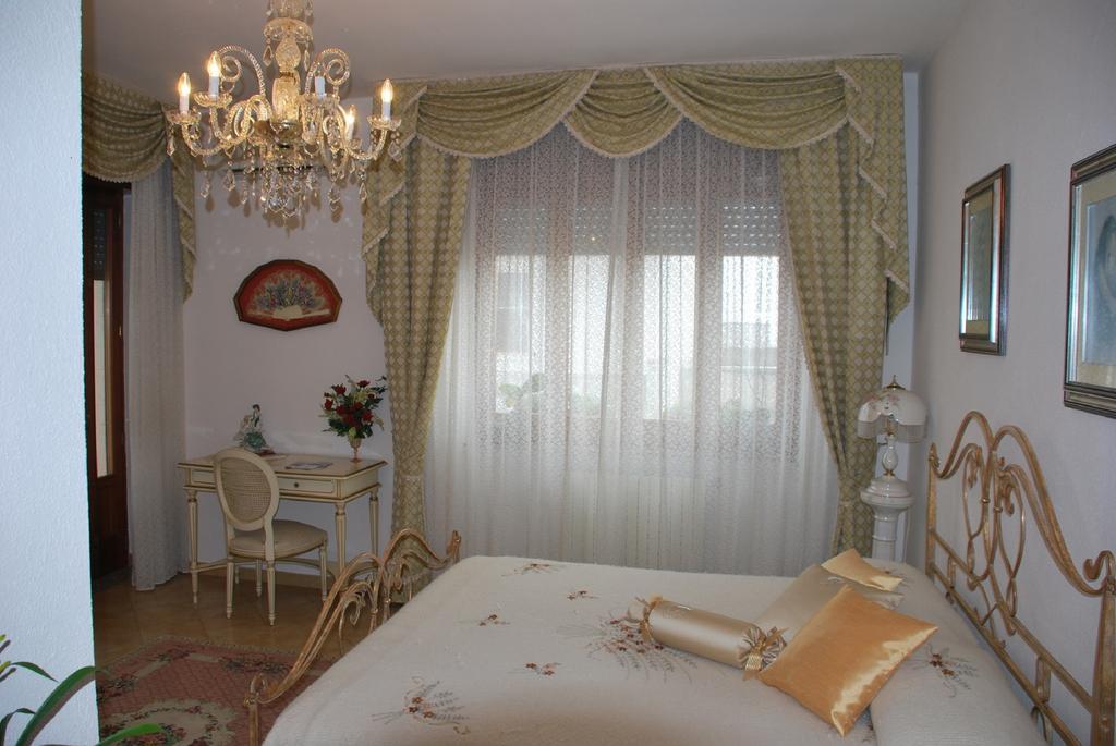 B&B La Rosa Antica Castro  Екстер'єр фото